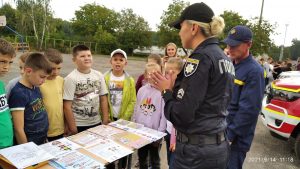 Детальніше про статтю День з поліцейським та рятівником